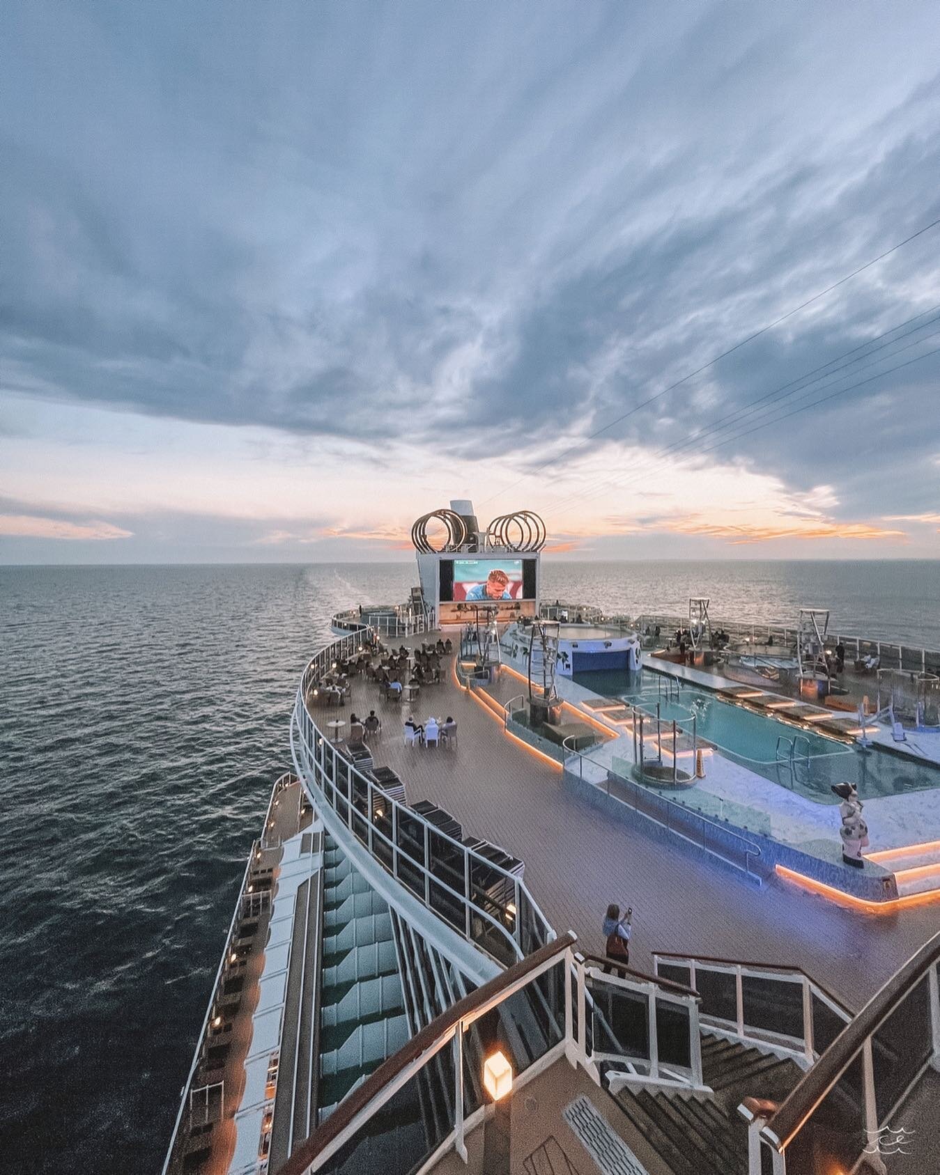 &bull; have you already checked out my Review about the #MSCYachtClub on www.cruise-experience.com + my new Video on YouTube? Check out now!! 📹 #MSCSeaview @msccruisesofficial [paid advertisement]