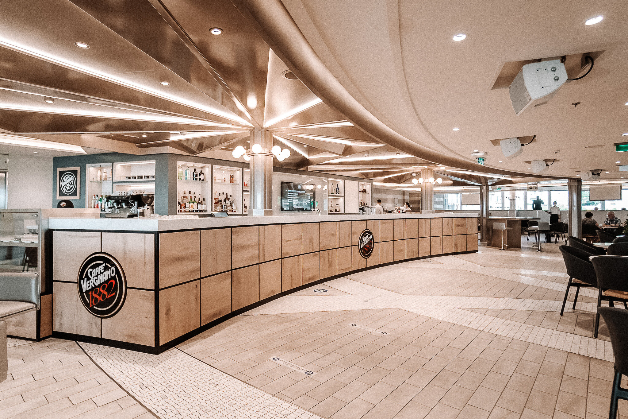 Costa Caffe Vergnano.jpg